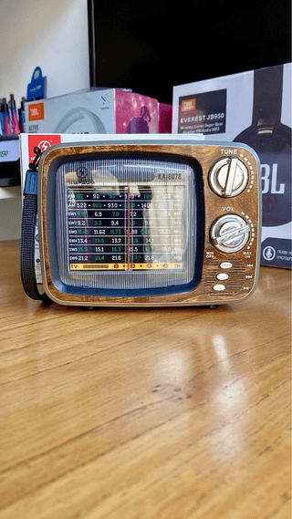 Caixa Som Rádio Retrô Bluetooth Portátil