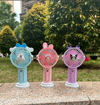 Mini ventilador portátil recarregável Sanrio